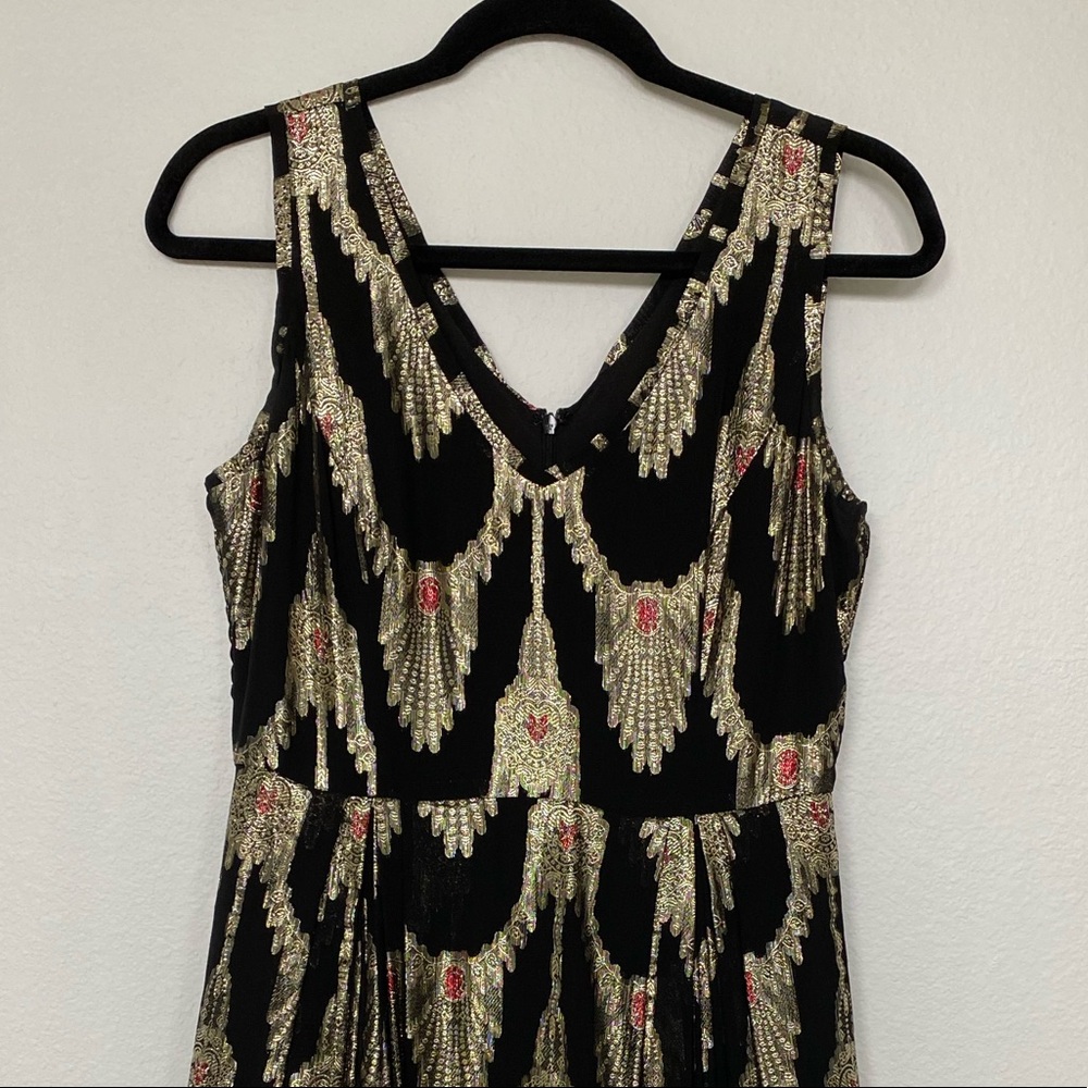 Shimmering Cocktail Dress - Perfect for your holiday party!